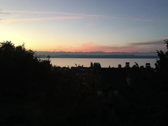 The future — and the view on the Neuchâtel lake — belong to those who rise early